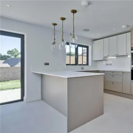 Image 7 - Larkfield, Ewhurst, GU6 7QU, United Kingdom - Duplex for rent