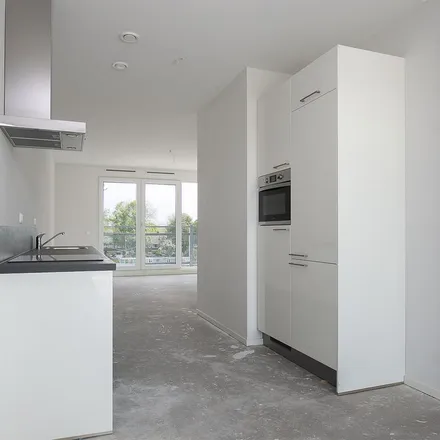 Rent this 2 bed apartment on Oranje Vrijbuiterskade 110 in 3527 LG Utrecht, Netherlands