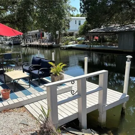 Buy this studio apartment on 6072 Island Drive in Hernando County, FL 34607
