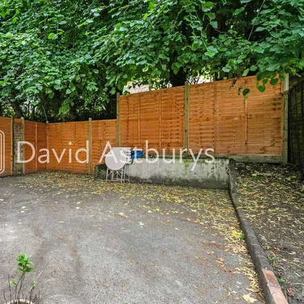 Image 2 - Talbot Road / North Hill, Archway Road, London, N6 4HU, United Kingdom - Apartment for rent