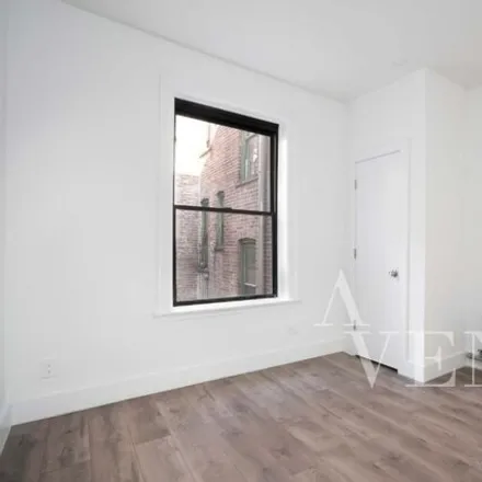 Image 2 - 1721 East 8th Street, New York, NY 11223, USA - House for rent