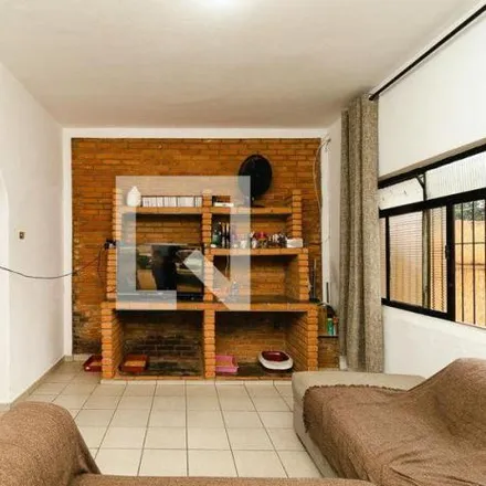 Buy this 2 bed house on 490 in Rua Aristídes Nivoloni, Vila Tupi