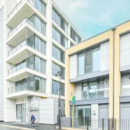 Buy this 1 bed apartment on 146 Uxbridge Road in London, W7 3TH