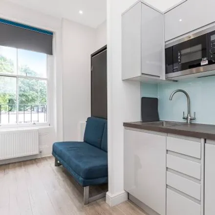 Rent this studio apartment on 12 Queensborough Terrace in London, W2 3SG