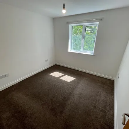 Image 3 - Corran Way, South Ockendon, RM15 6AH, United Kingdom - Apartment for rent