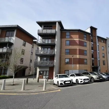 Rent this 1 bed room on Finlay Court in Commonwealth Drive, Three Bridges
