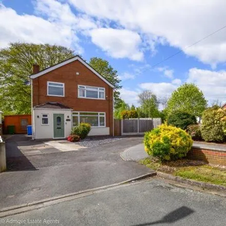 Buy this 3 bed house on Tarn Court in Martinscroft, Warrington