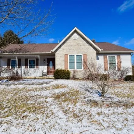 Buy this 3 bed house on 784 High Meadow Ln in Oxford, Ohio