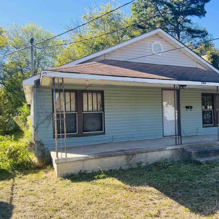 Buy this 3 bed house on 704 Summer Street in Hot Springs, AR 71913