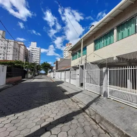 Rent this 3 bed house on Rua Olavo Honorato Coelho in Gravatá, Navegantes - SC