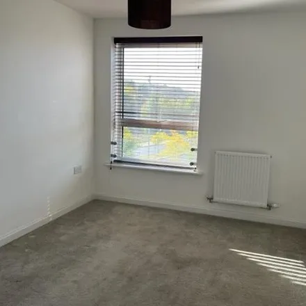 Image 4 - Lett Lane, Swanscombe, DA10 1BP, United Kingdom - Apartment for sale