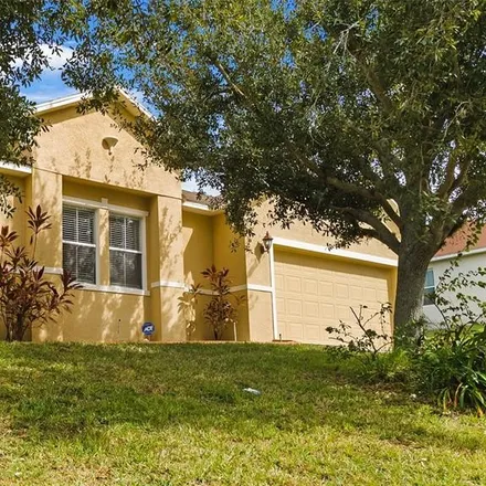 Buy this 3 bed house on 1518 Pier Street in Clermont, FL 34711