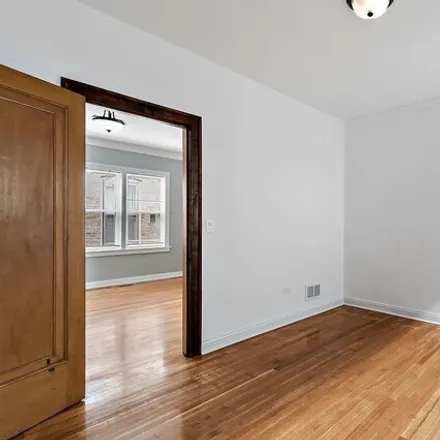 Image 8 - 8442 South Paulina Street, Chicago, IL 60620, USA - House for sale