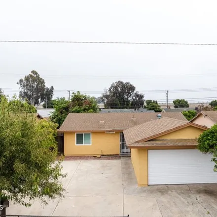 Buy this 3 bed house on 1464 East 2nd Street in Oxnard, CA 93030