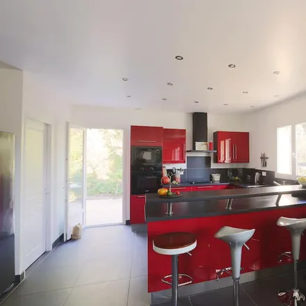 Rent this 4 bed house on Avenue des Cystes in 83350 Ramatuelle, France
