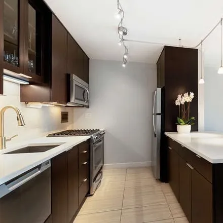 Buy this 1 bed condo on 8 Whittier Pl # 21D