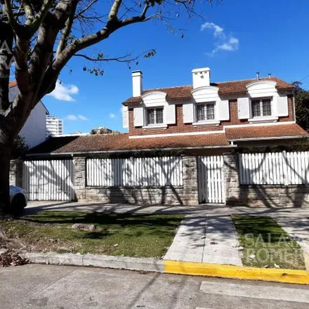Buy this 4 bed house on Paraná 444 in La Lucila, Vicente López