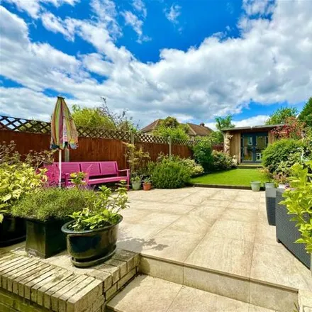 Image 3 - Goldsmith Avenue, Barnet, London, Nw9 7et - House for sale