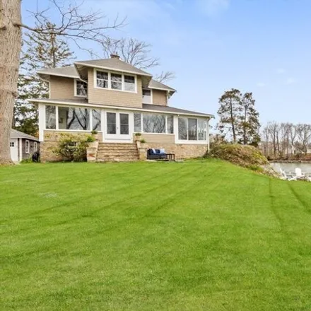 Buy this 3 bed house on 121 Downer Avenue in Crow Point, Hingham