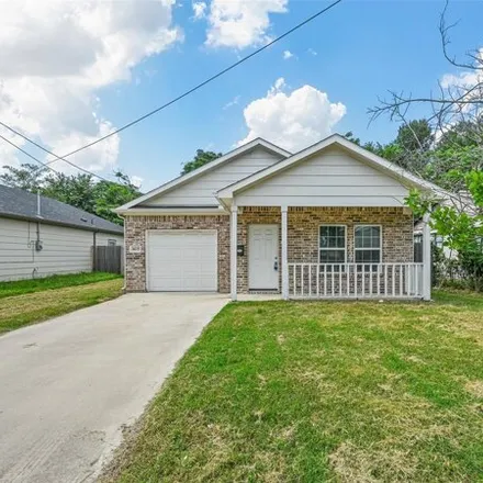 Rent this 3 bed house on 4619 Cherbourg Street in Joppa, Dallas