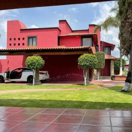 Buy this 4 bed house on Calle Oriente 6 in 78806 San Juan del Río, QUE