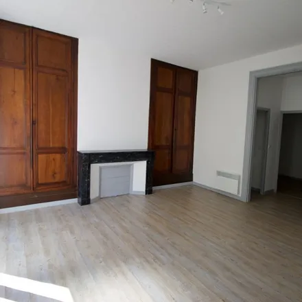 Rent this 1 bed apartment on 40 Rue de la Fraternité in 47300 Villeneuve-sur-Lot, France