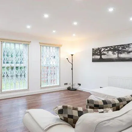 Rent this 3 bed apartment on 1 Eliot Cottages in London, SE3 0QJ