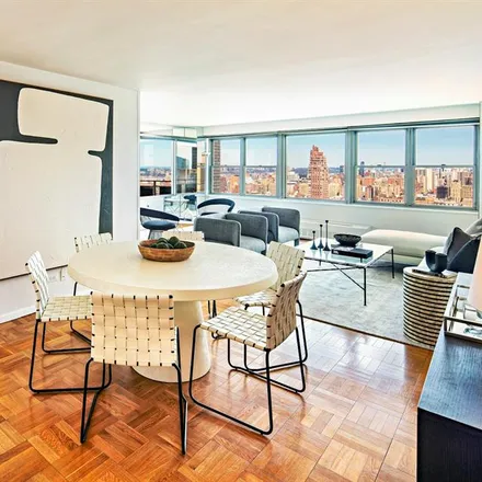 Buy this studio apartment on 15 WEST 72ND STREET 36B in New York
