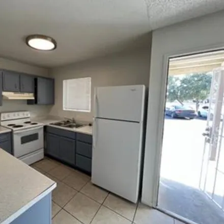 Image 3 - 5393 Prince Scotty Street, Paradise, NV 89119, USA - Condo for rent