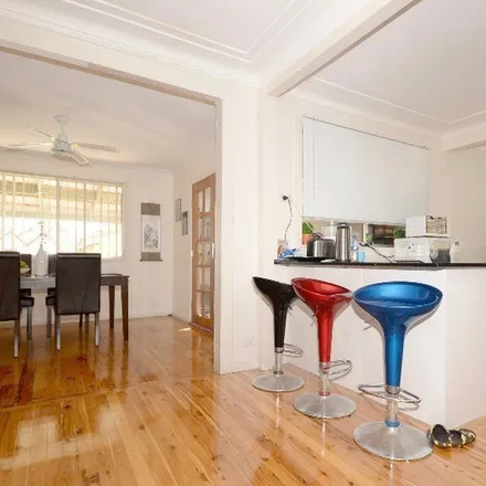 Image 4 - Dartford Street, Mount Pritchard NSW 2170, Australia - Apartment for rent