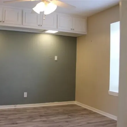 Rent this 1 bed condo on 8935 Gaylord Drive in Hedwig Village, Harris County