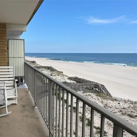 Buy this 3 bed condo on 650 Shore Road in City of Long Beach, NY 11561
