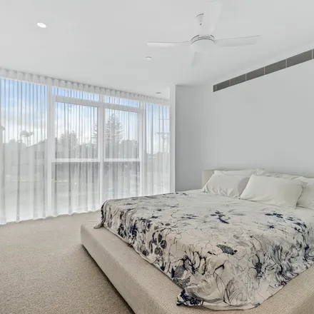 Image 2 - 1 Surf Street, Bilinga QLD 4225, Australia - Apartment for rent
