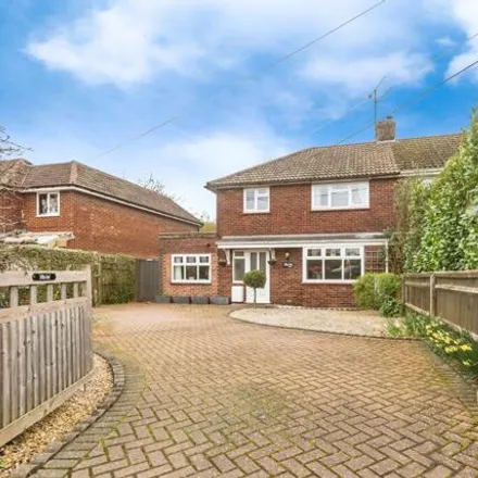 Buy this 4 bed duplex on Back Lane in Beenham, RG7 5LX