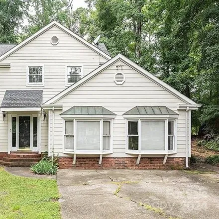 Buy this 5 bed house on 905 Munday Ct in Charlotte, North Carolina