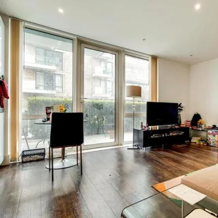 Image 3 - unnamed road, London, SE18 6AB, United Kingdom - Apartment for rent