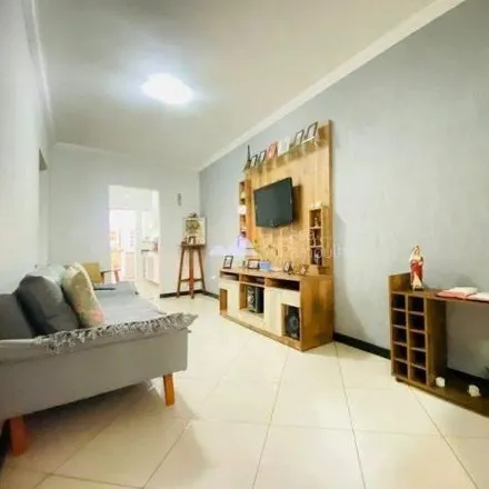 Buy this 2 bed house on Rua Taubaté in Piratininga, Belo Horizonte - MG