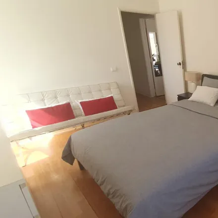 Rent this 2 bed room on Rua de Sant'Ana à Lapa in 1200-797 Lisbon, Portugal