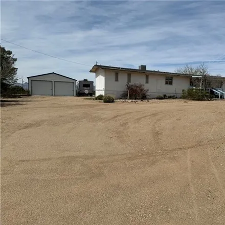 Buy this studio apartment on 3613 Arrivaca Road in Mohave County, AZ 86413