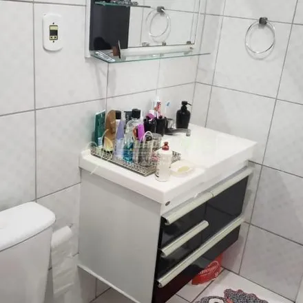 Buy this 2 bed house on Avenida Anton Philips in Ponte Grande, Guarulhos - SP