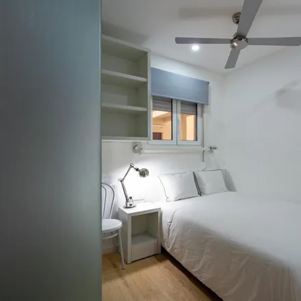 Rent this 7 bed room on Avenida Praia da Vitória 77 in 1050-120 Lisbon, Portugal