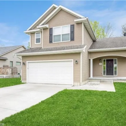 Buy this 3 bed house on 5069 Stream Side Circle in Des Moines, IA 50317
