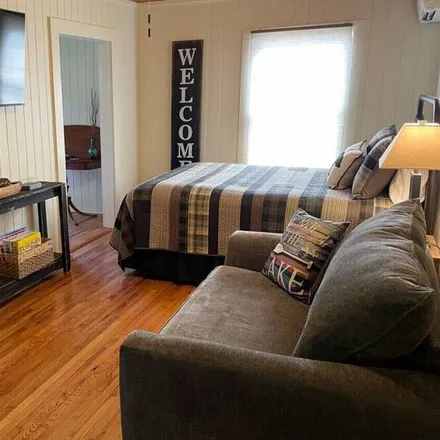 Rent this 1 bed apartment on Lake Junaluska in NC, 28745