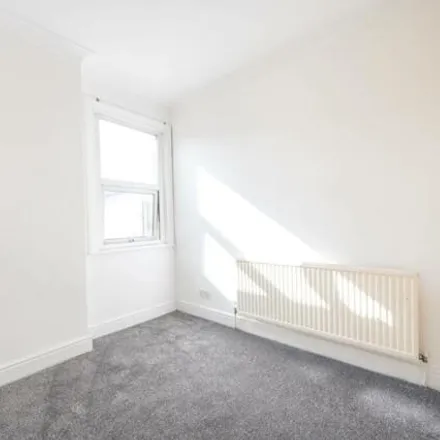 Image 4 - Deacon Road, Dudden Hill, London, NW2 5QJ, United Kingdom - Apartment for sale