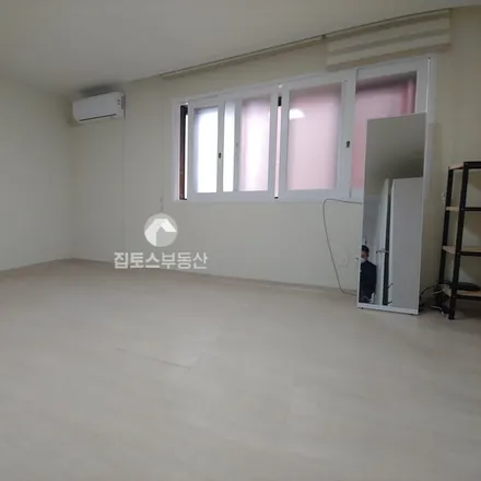 Rent this 3 bed apartment on 서울특별시 서초구 서초동 1342-9