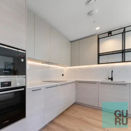 Image 5 - East Thames House, 129 Leven Road, London, E14 0LL, United Kingdom - Apartment for rent