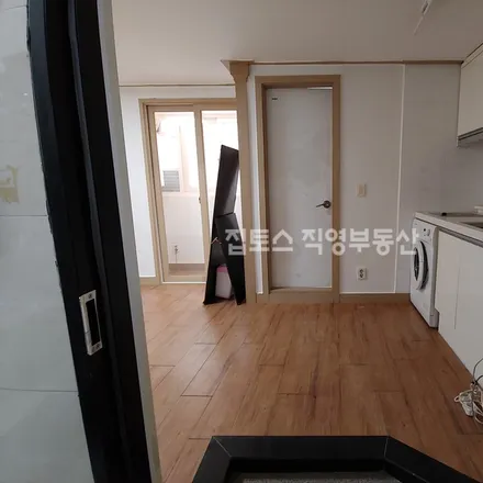 Image 6 - 서울특별시 서초구 잠원동 43-9 - Apartment for rent