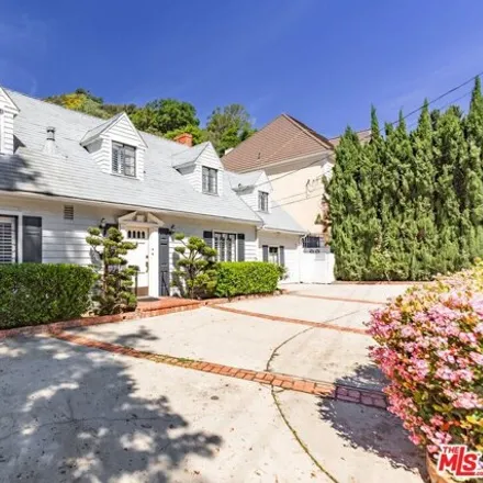 Image 3 - 2427 Benedict Canyon Drive, Beverly Hills, CA 90210, USA - House for sale