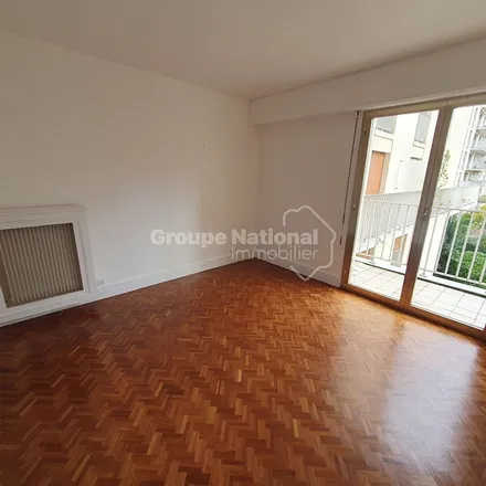 Image 2 - Versailles, Yvelines, France - Apartment for rent