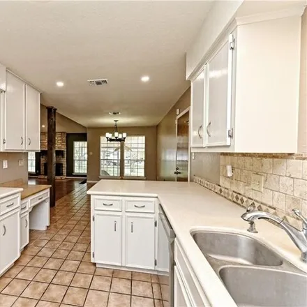 Image 9 - 15504 Rock Creek, Hudson Bend, Travis County, TX 78734, USA - House for rent